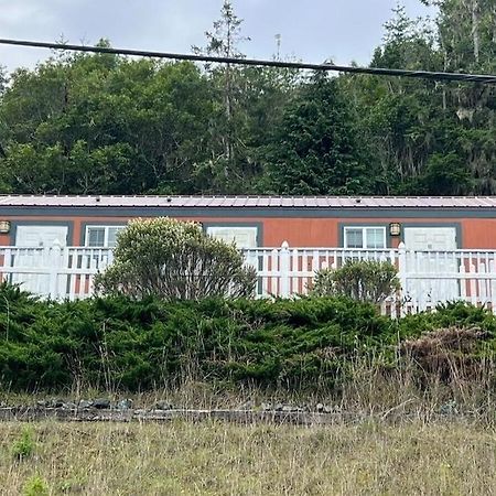 Rogue River Landing Resort 골드비치 외부 사진